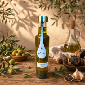 Aceite de Oliva Virgen Extra con Ajo Negro Líquido.